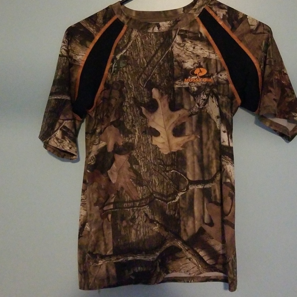 Mossy Oak shirt
